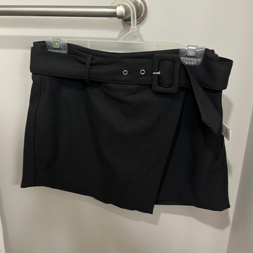 Black Sugar + Lips Skort